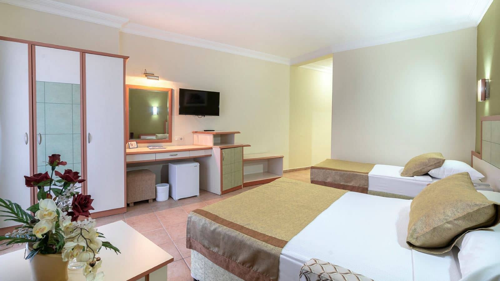 rooms-standard-room