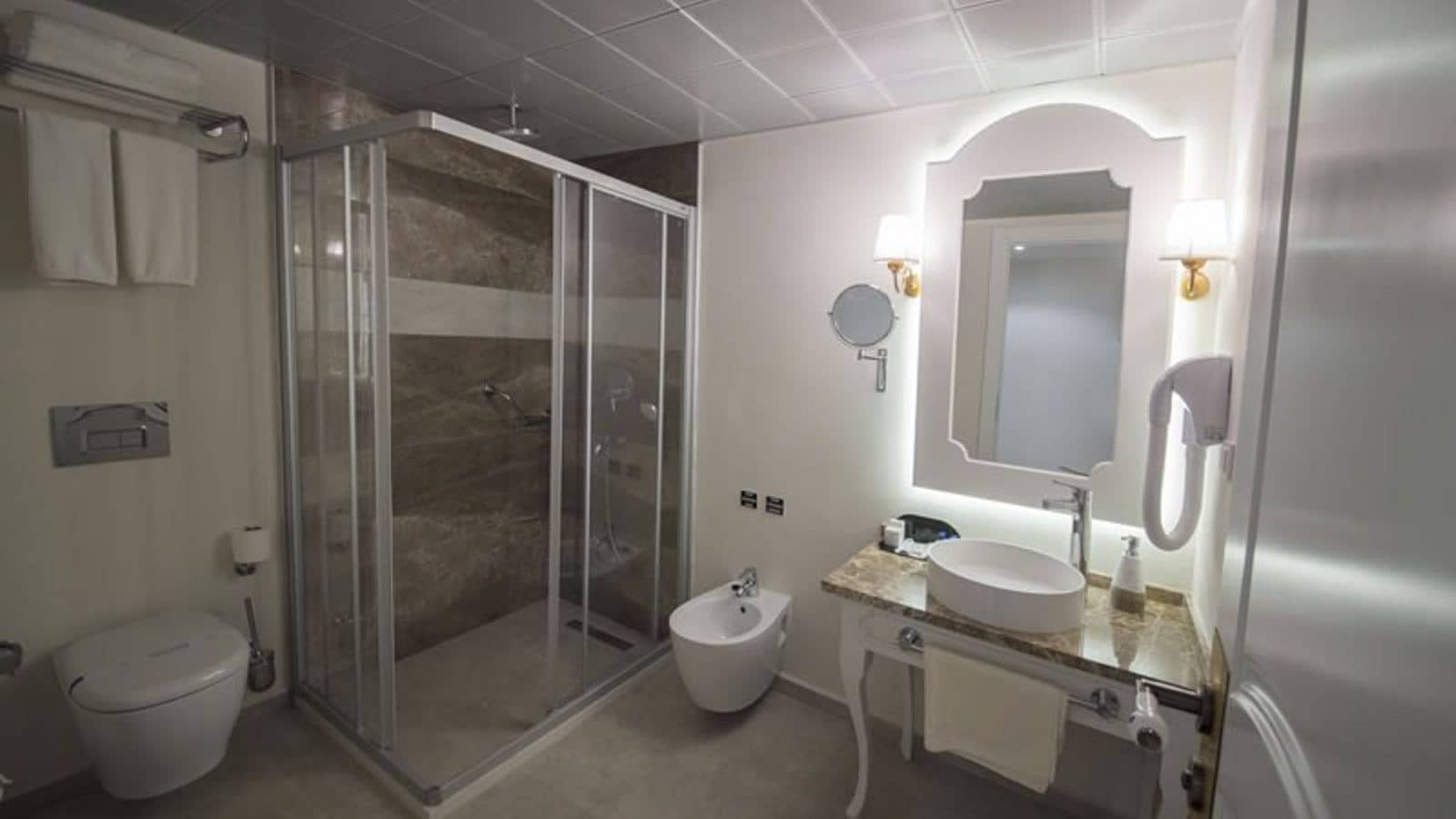 rooms-standard-room