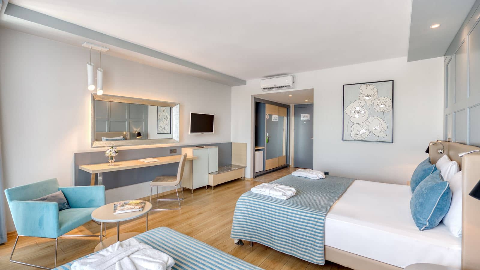 rooms-standard-side-sea-view