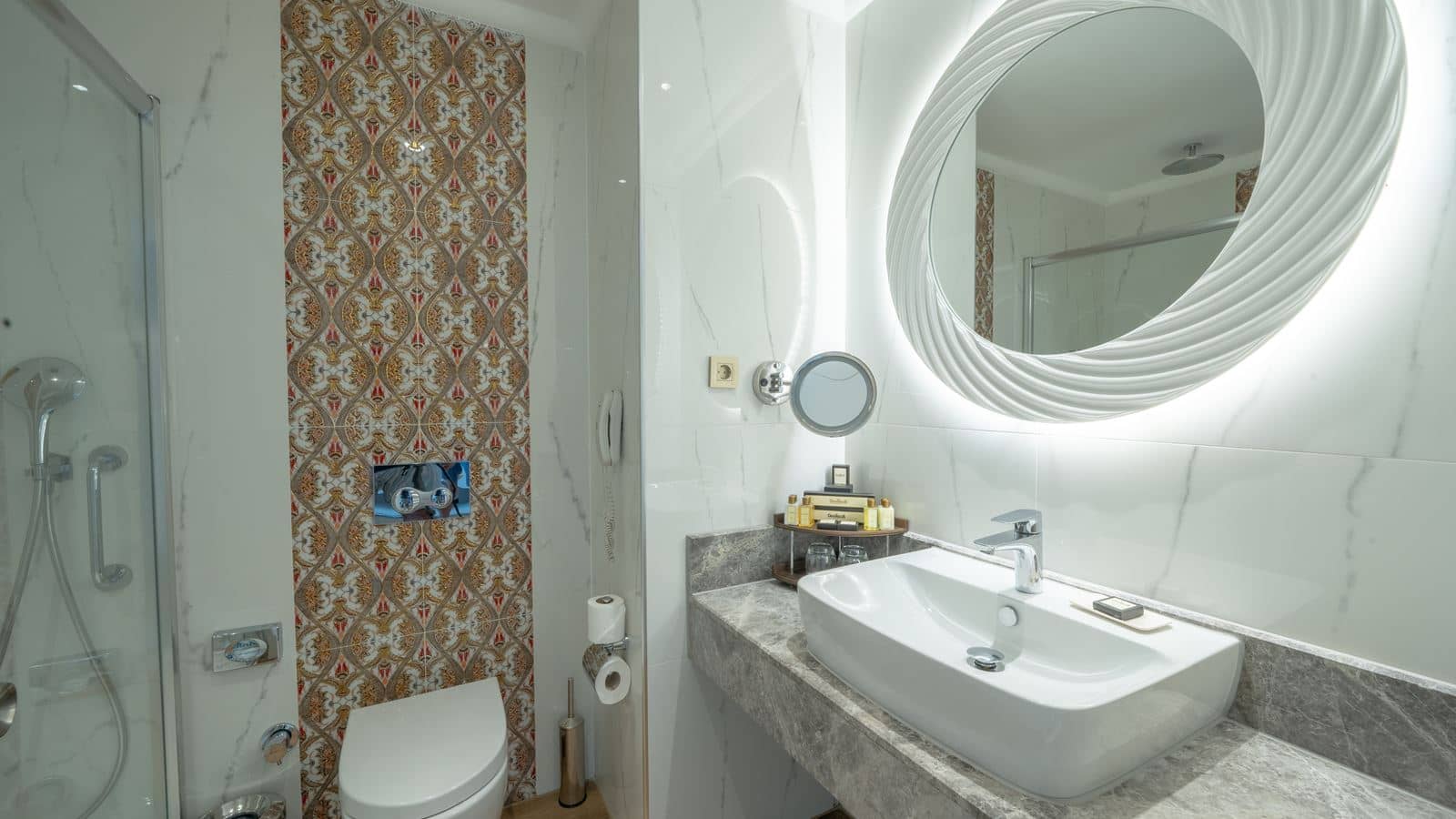 rooms-wonderland-pool-deluxe