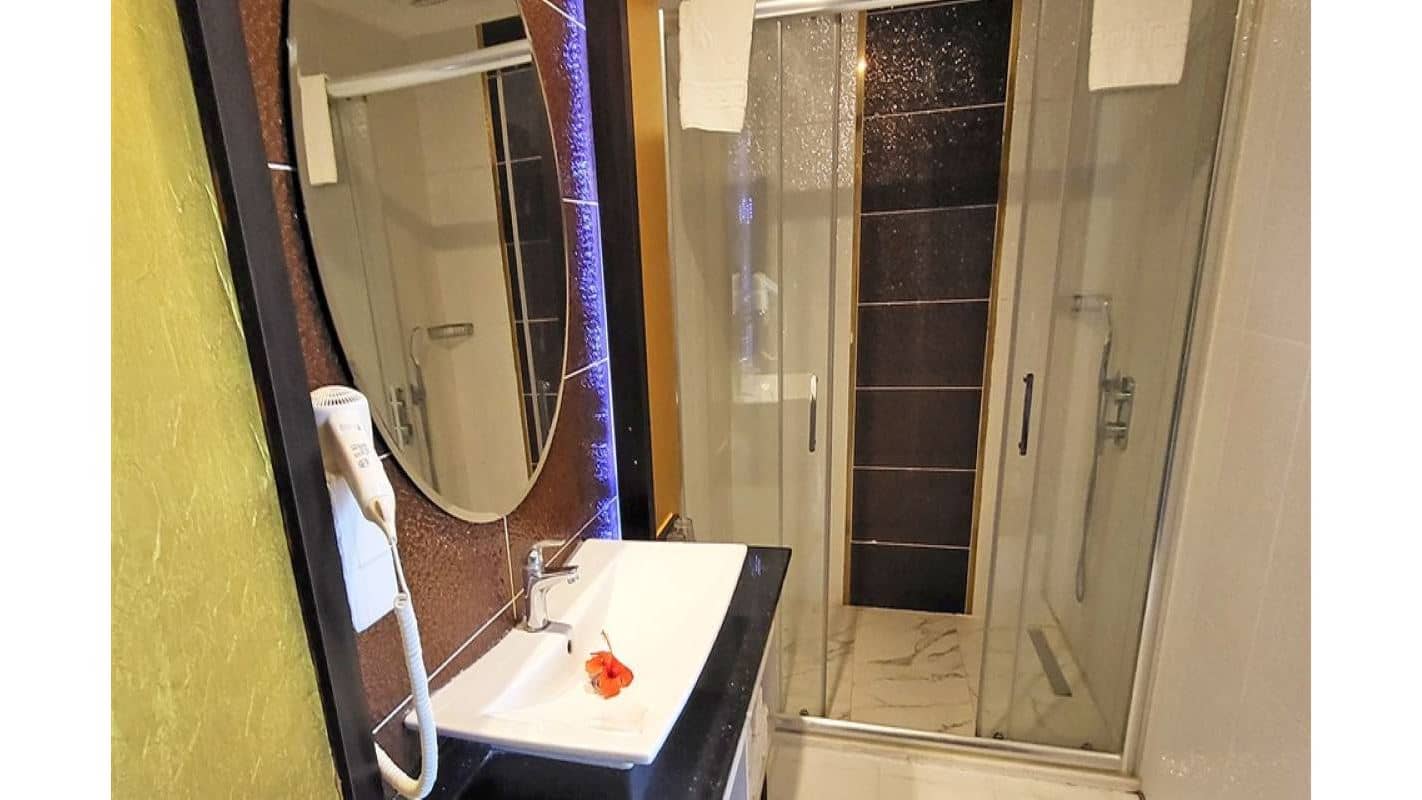 rooms-corner-room