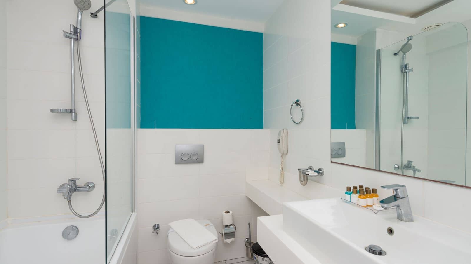 rooms-standard-room
