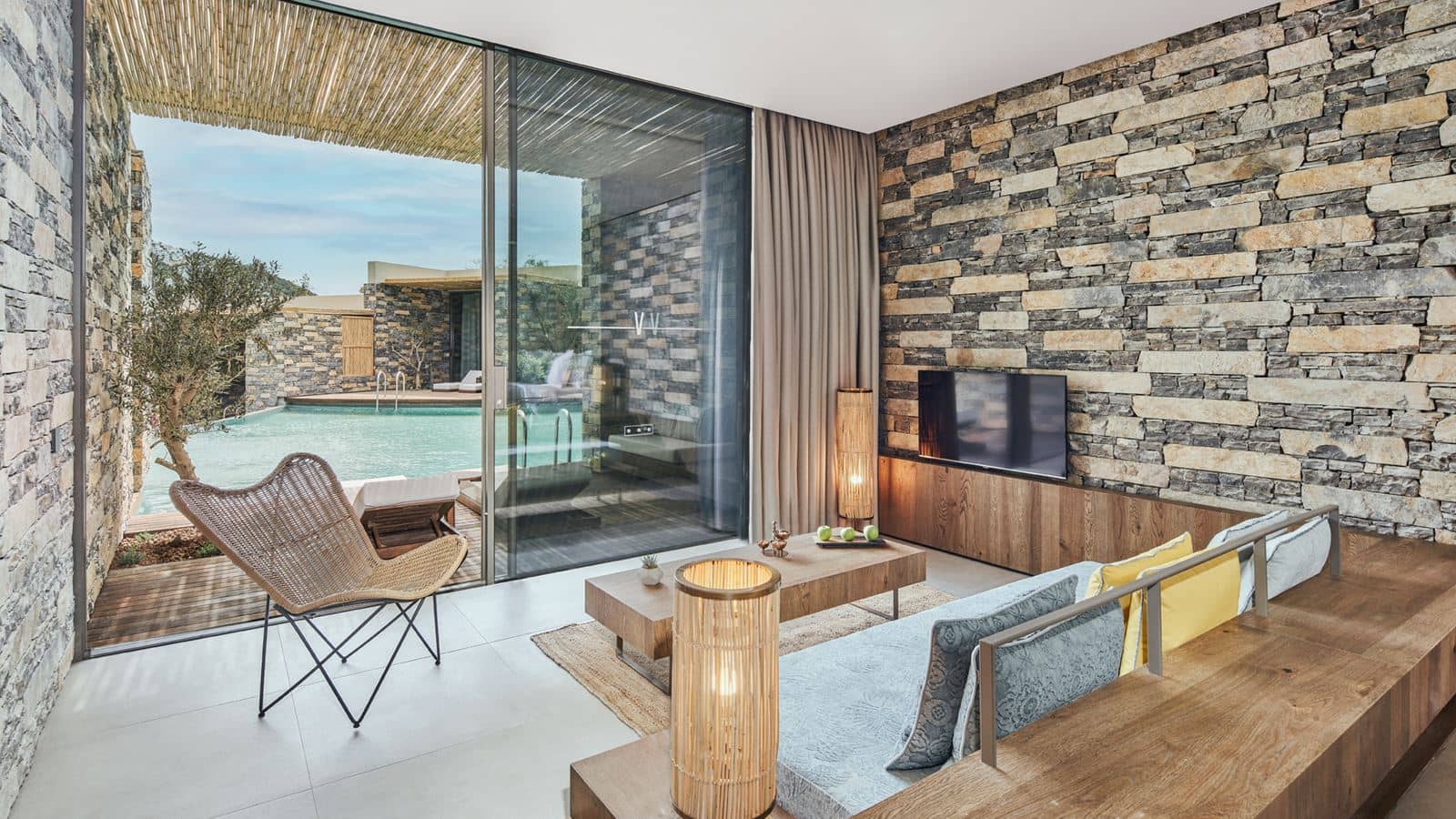 rooms-private-swim-up