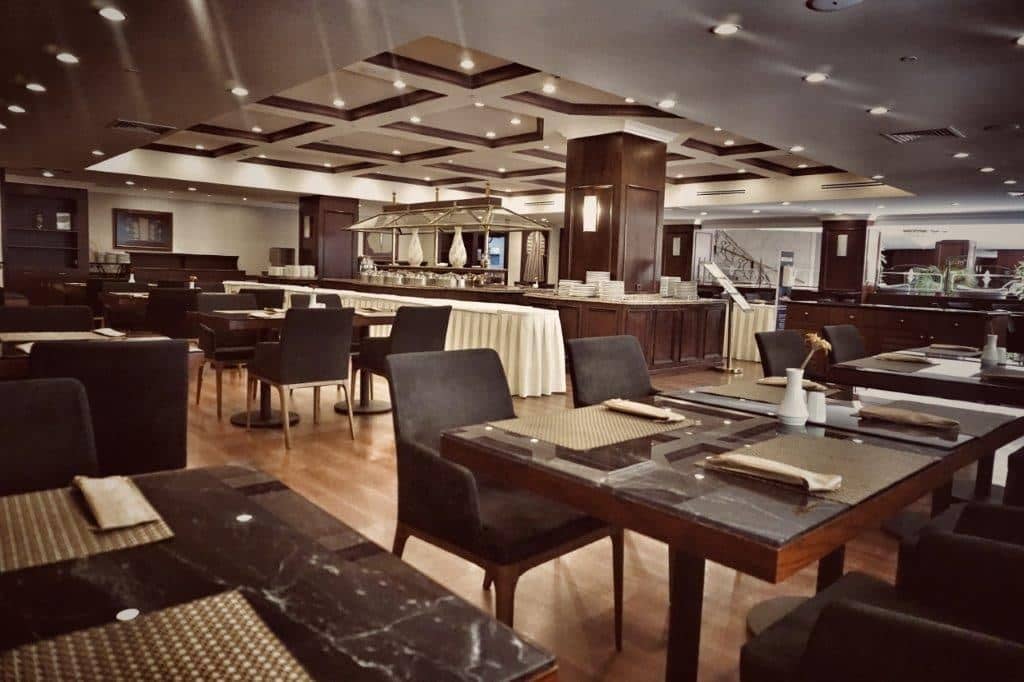 restaurants-revan-restaurant