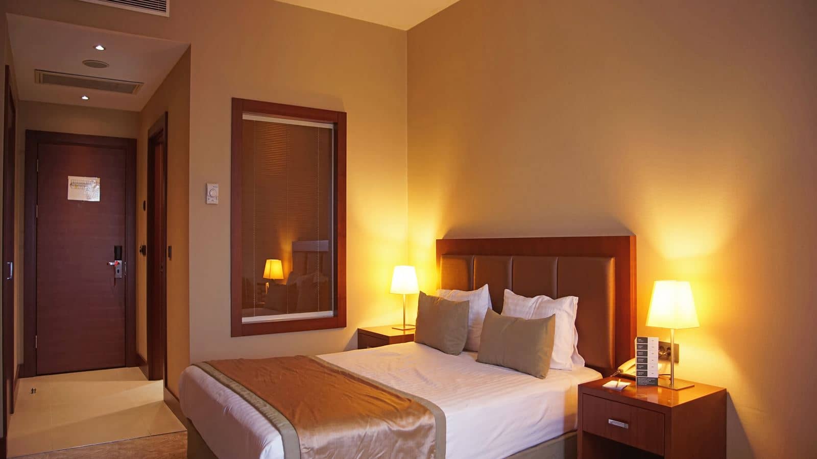 rooms-standard-room