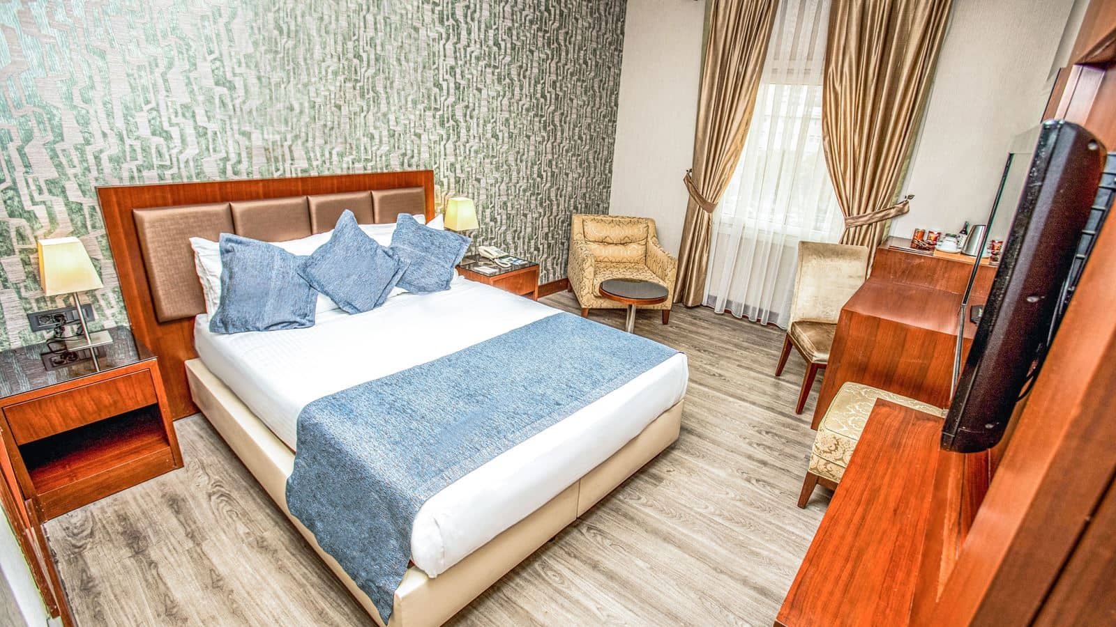 rooms-standard-room