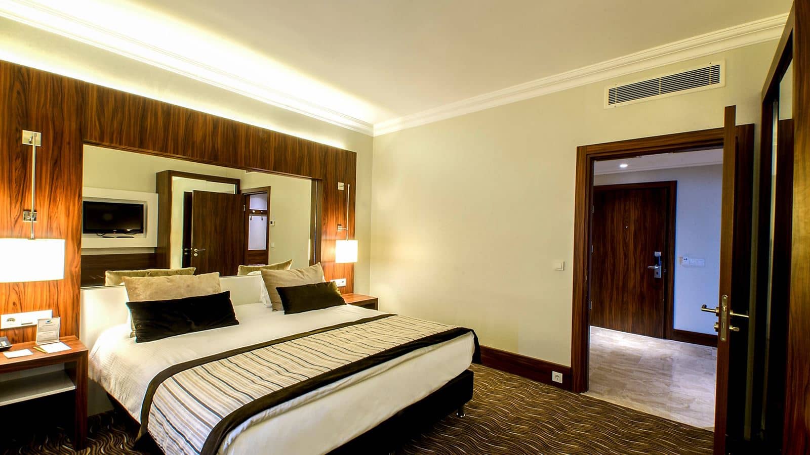 rooms-deluxe-oda