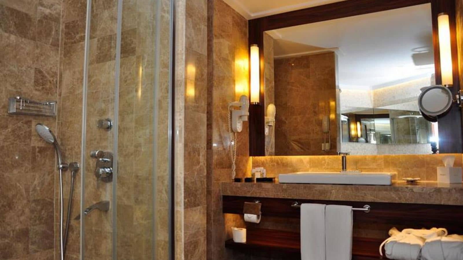 rooms-prens-suit