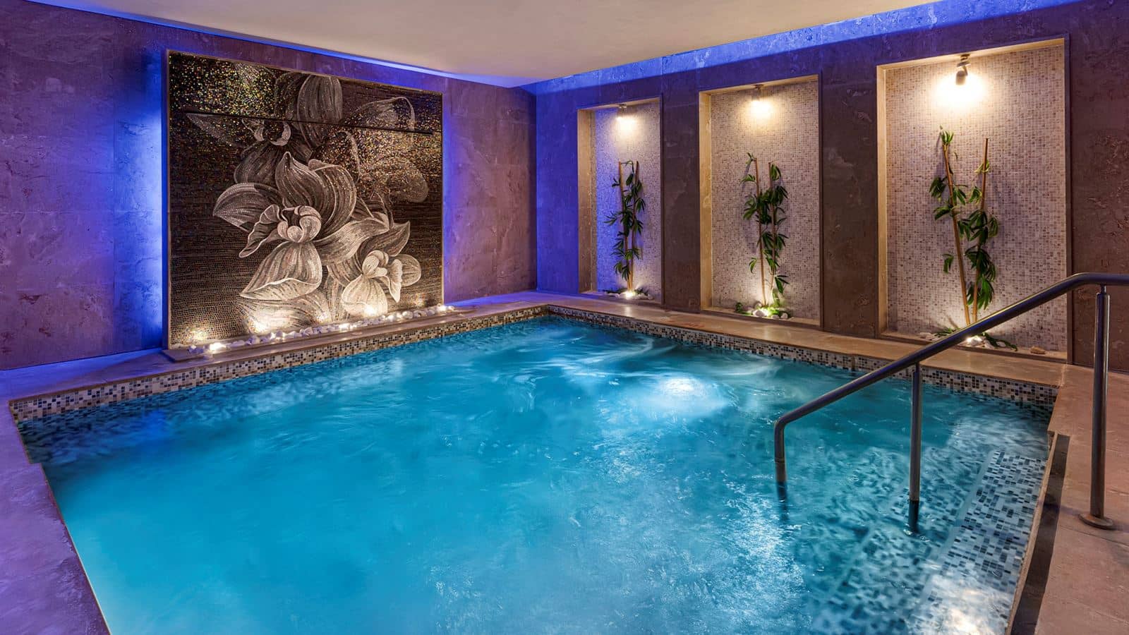 pools-indoor-pool