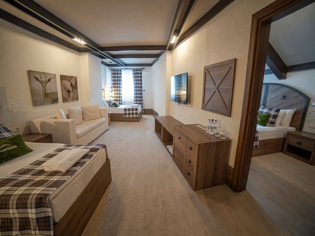 rooms-deluxe-aile-suit