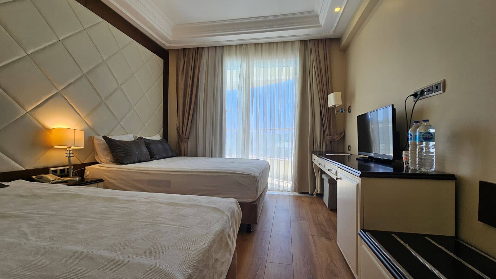 rooms-standard-room
