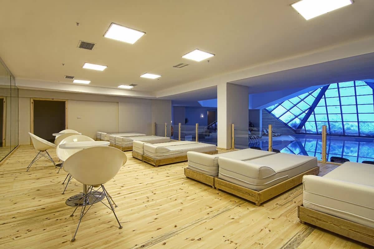 pools-indoor-pool