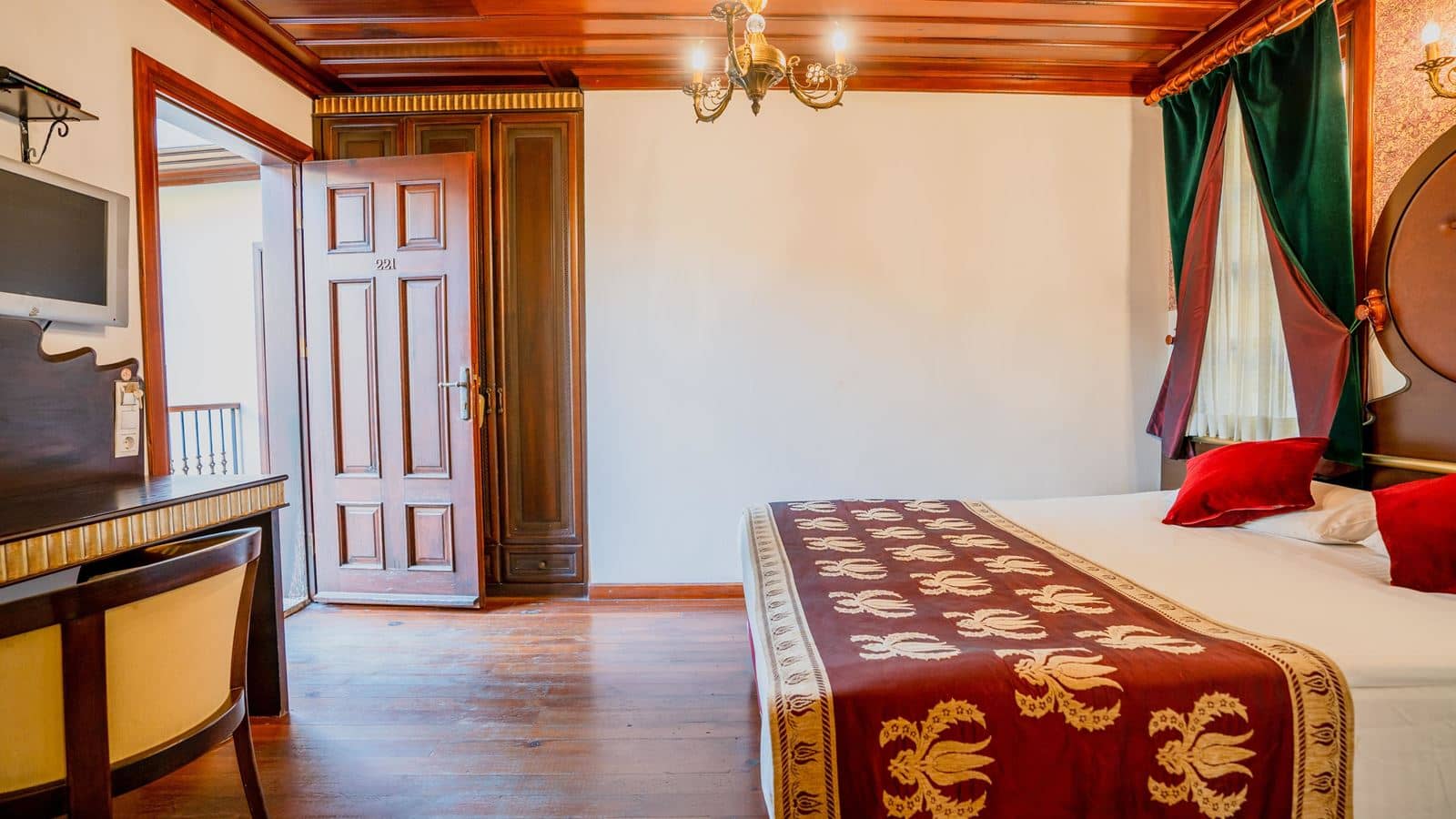 rooms-standard-room