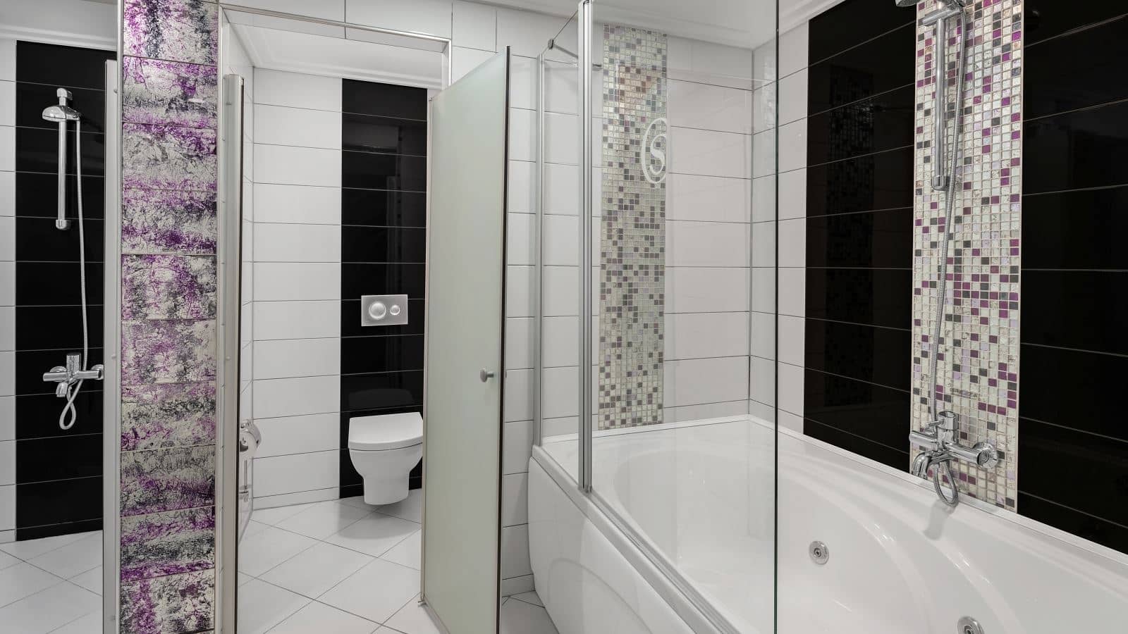 rooms-senior-suit-oda