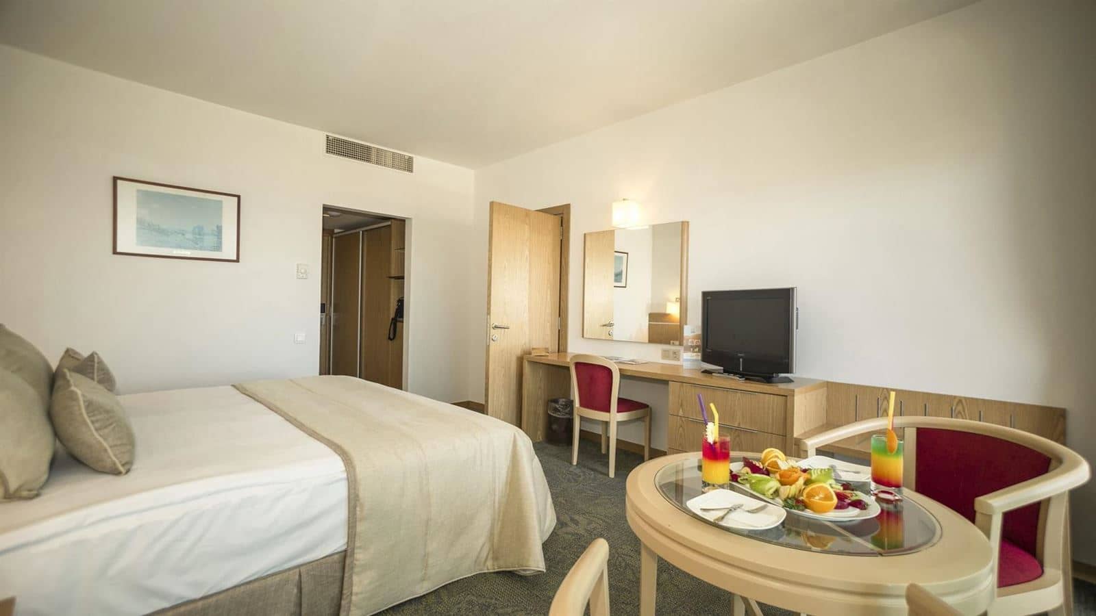 rooms-standard-room-garden-view