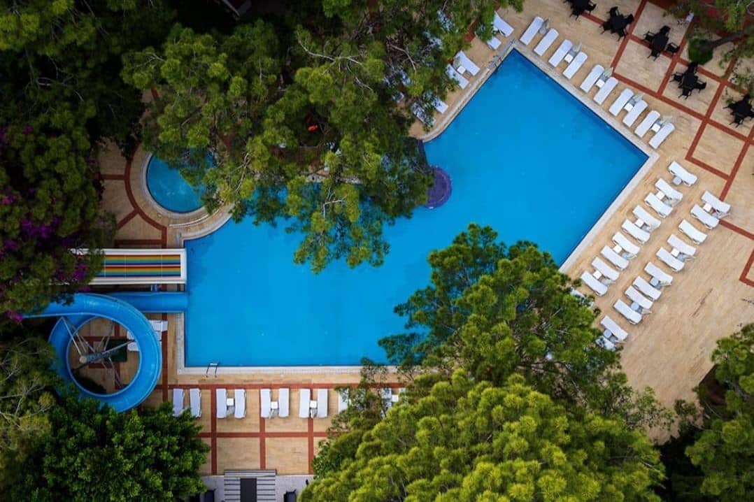 pools-outdoor-pool