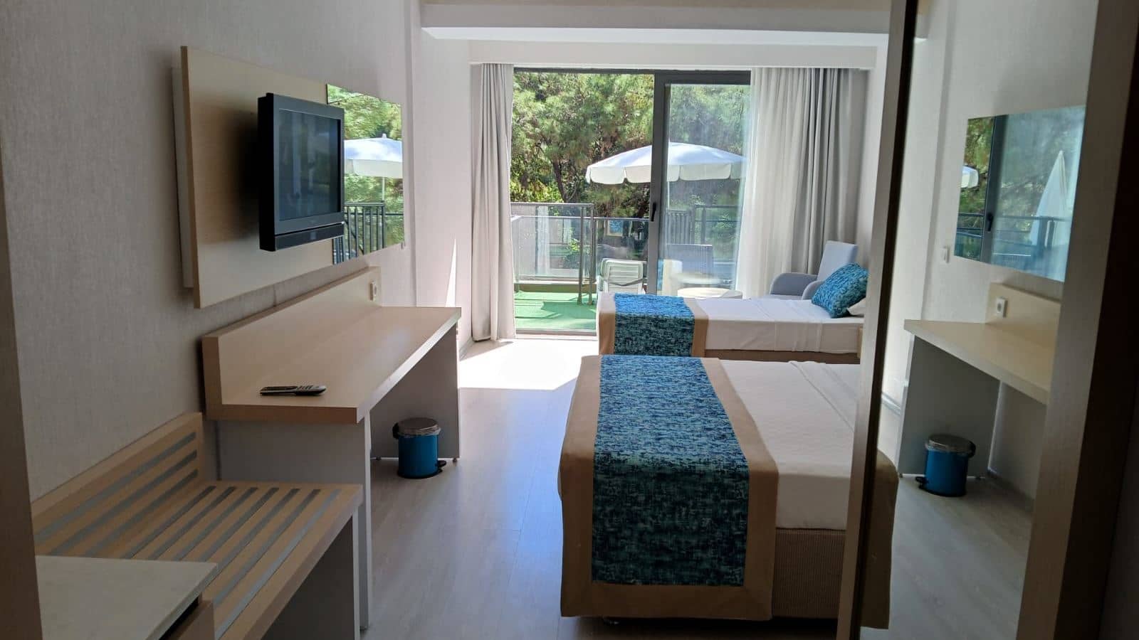 rooms-standard-room