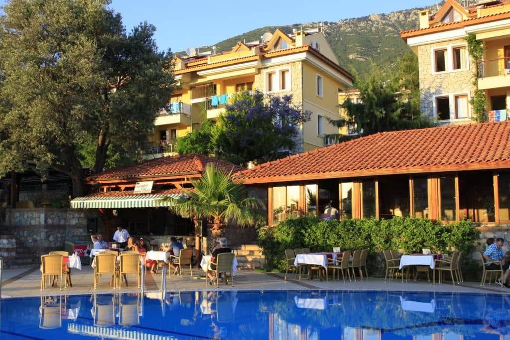 bars-pool-bar
