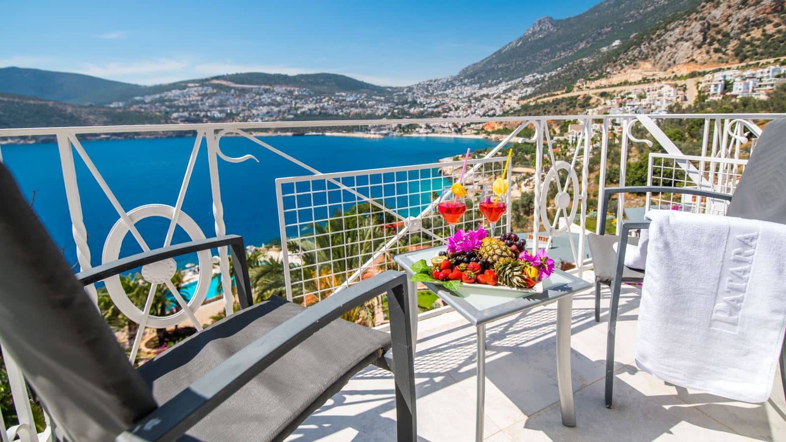rooms-superior-room-sea-view