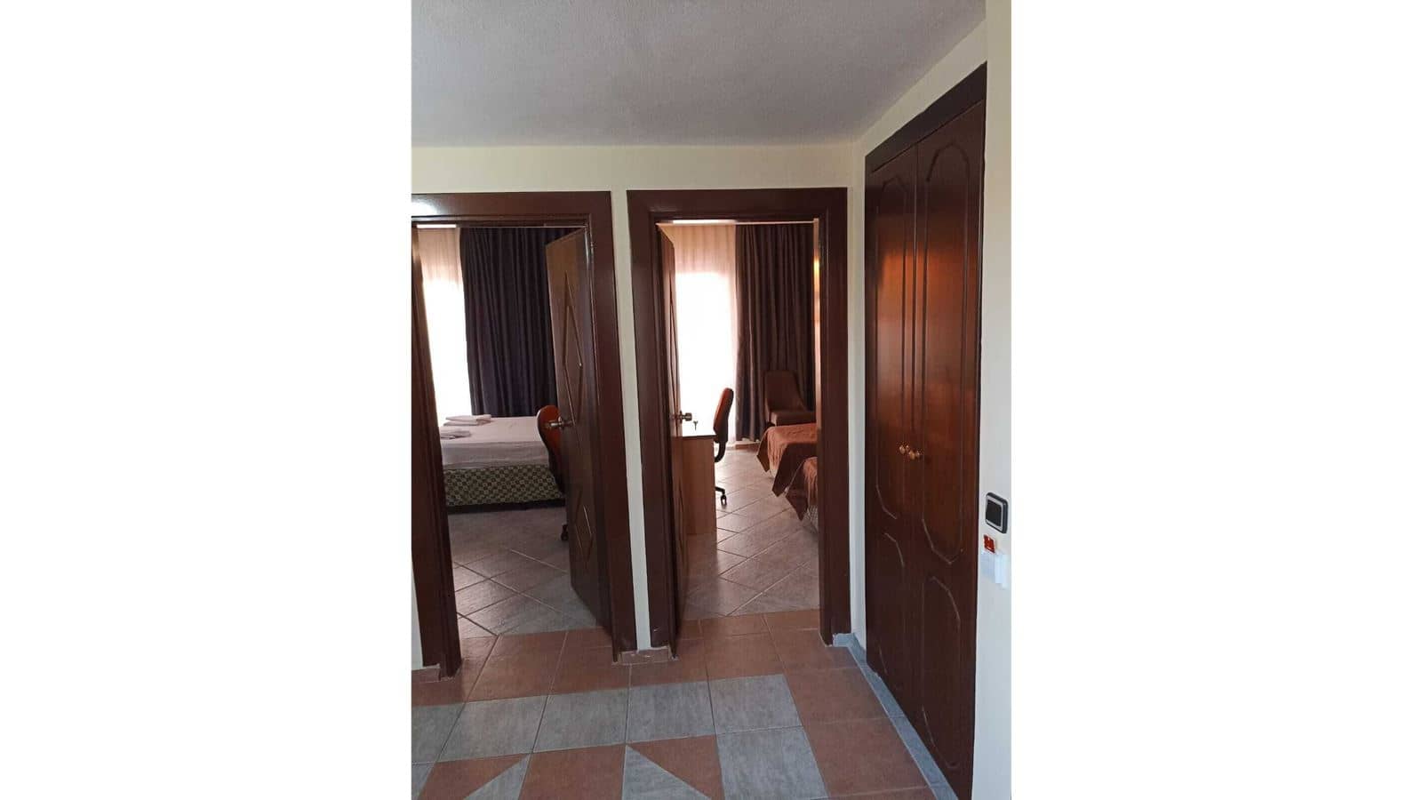 rooms-family-room
