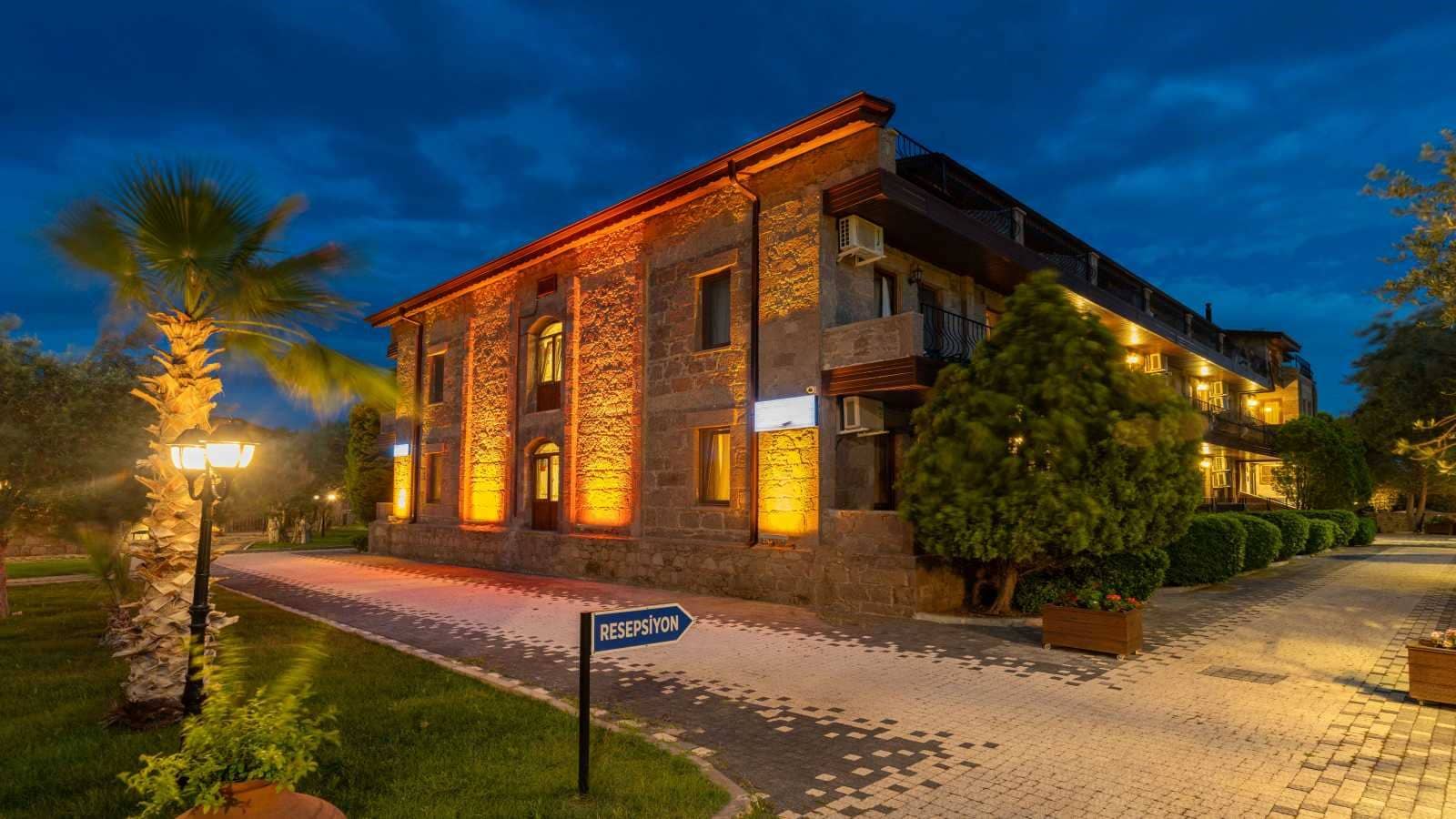 general-main-building