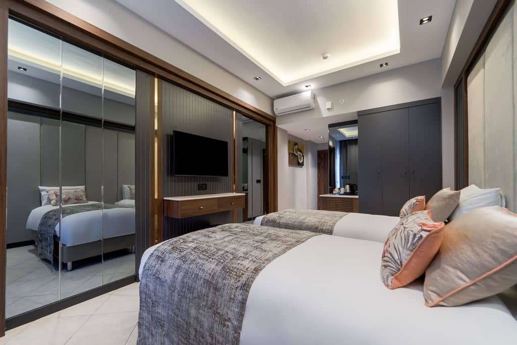 rooms-standard-comfort-room--land-view