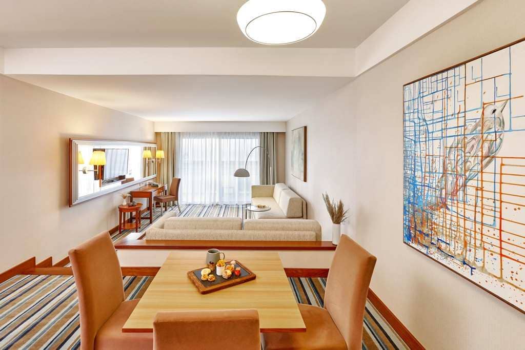 rooms-superior-terrace-suite-room