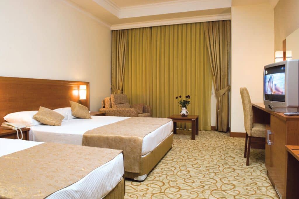 rooms-standard-room