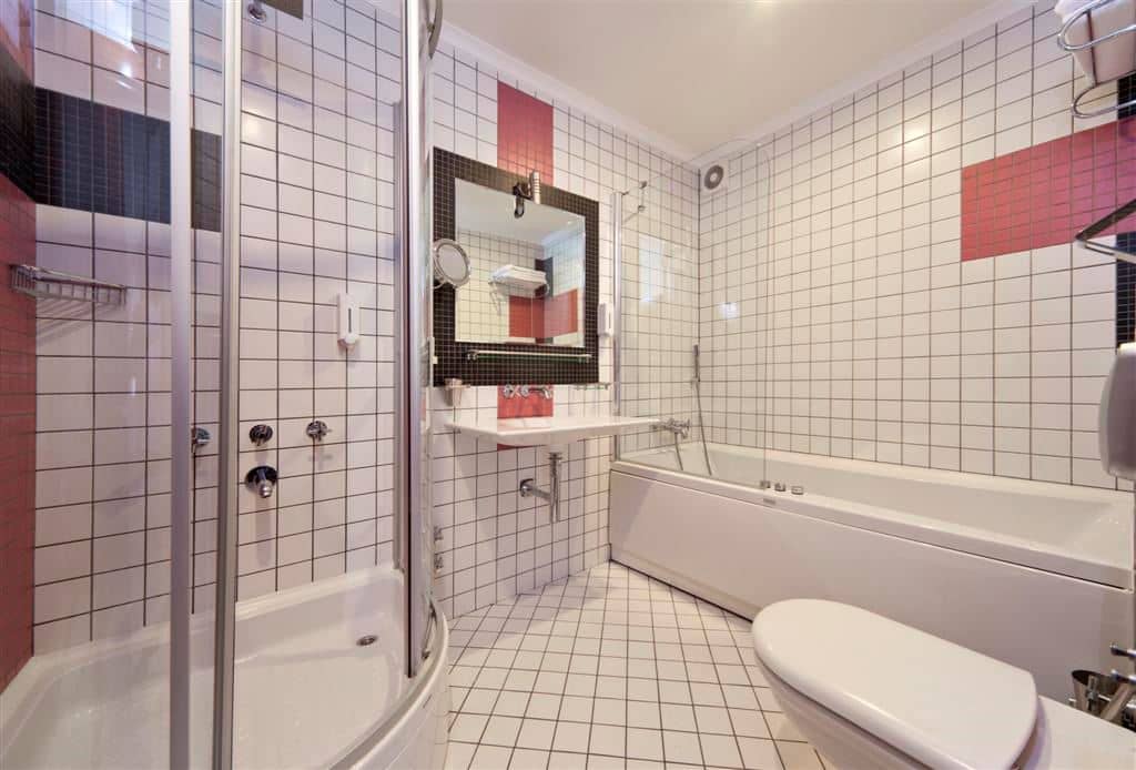 rooms-deluxe-king-suite