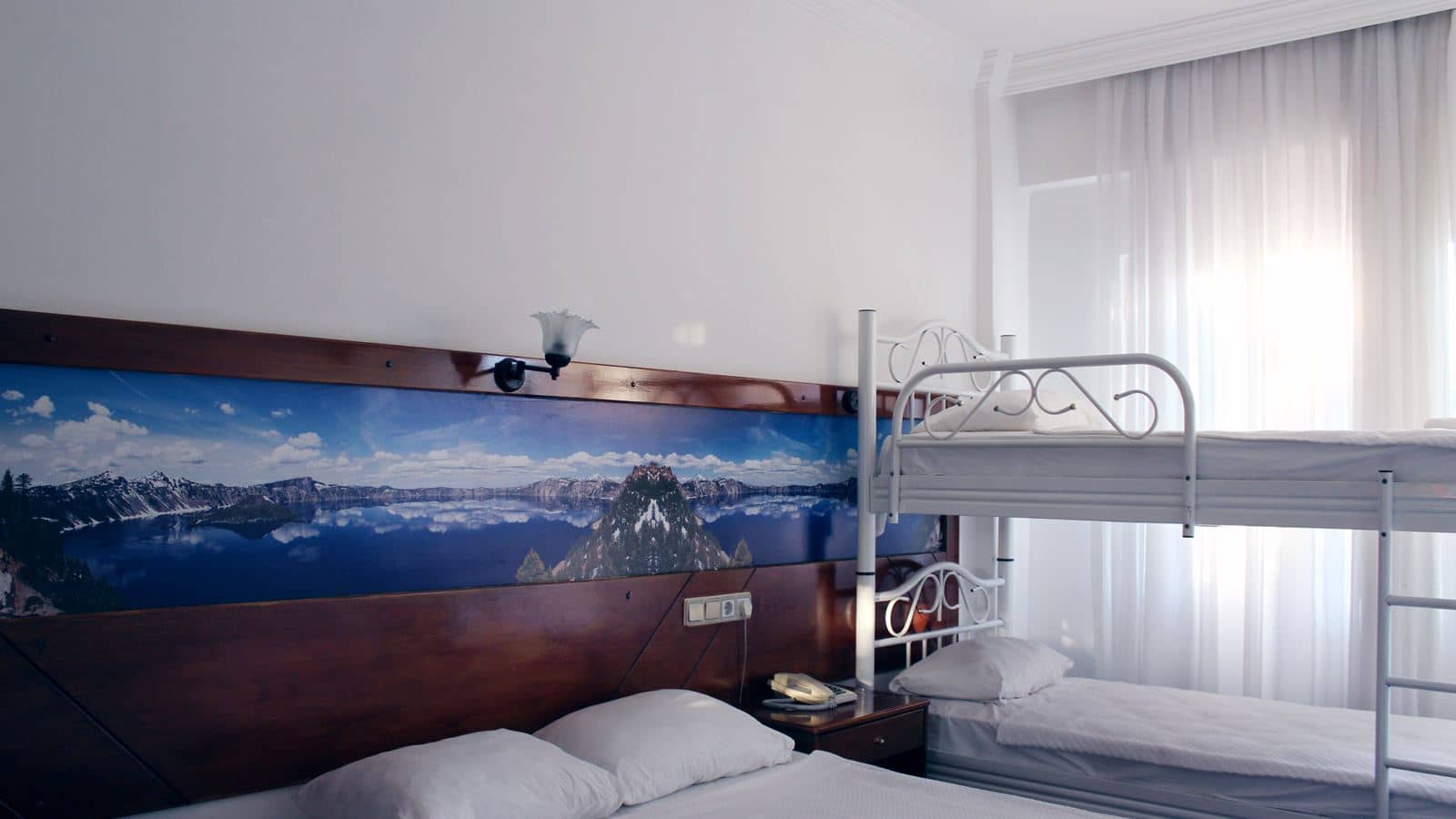 rooms-family-room