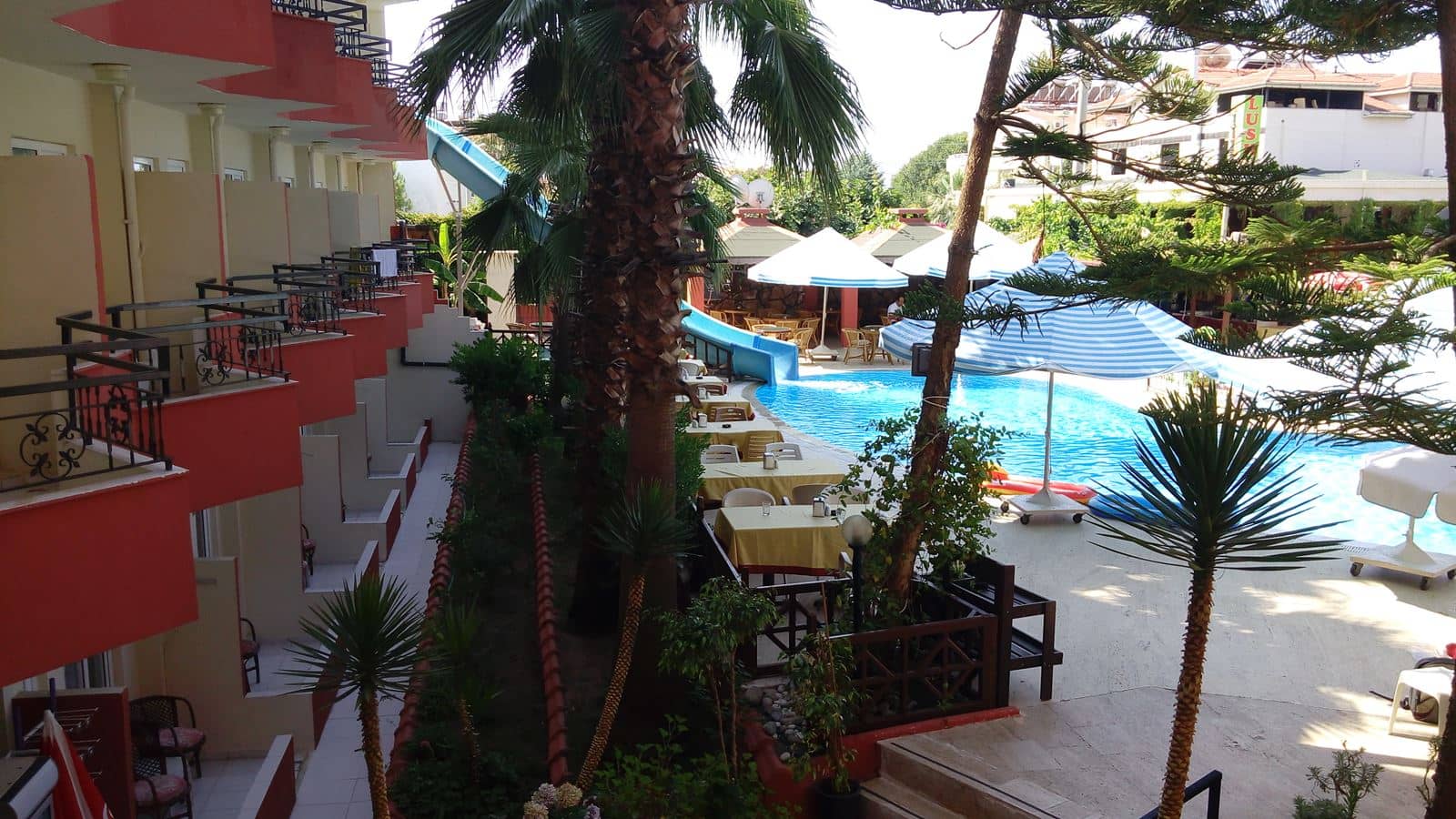 pools-outdoor-pool