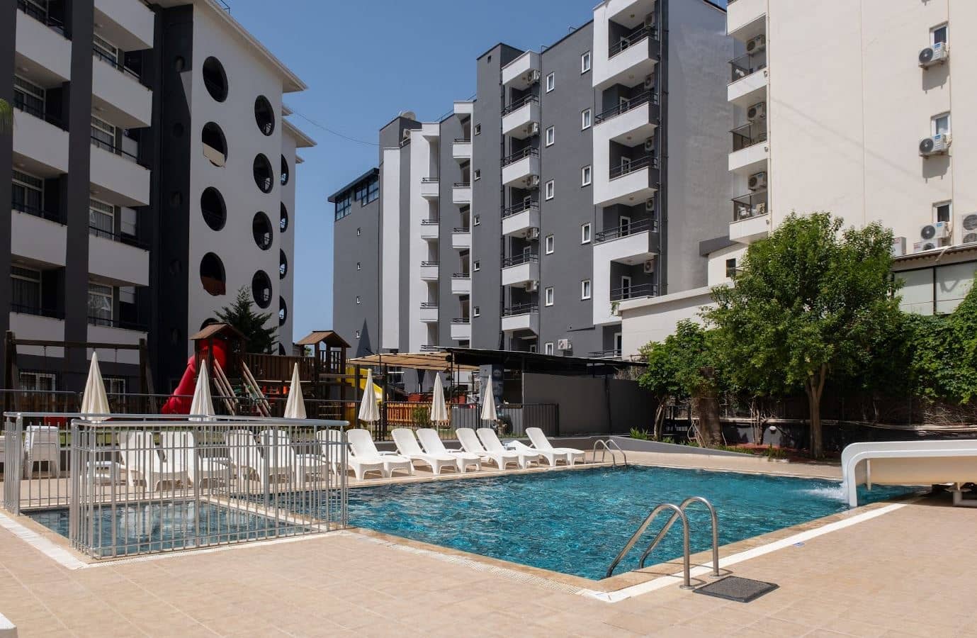 pools-outdoor-pool