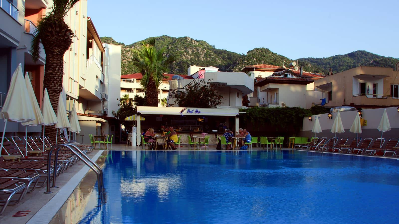 pools-outdoor-pool