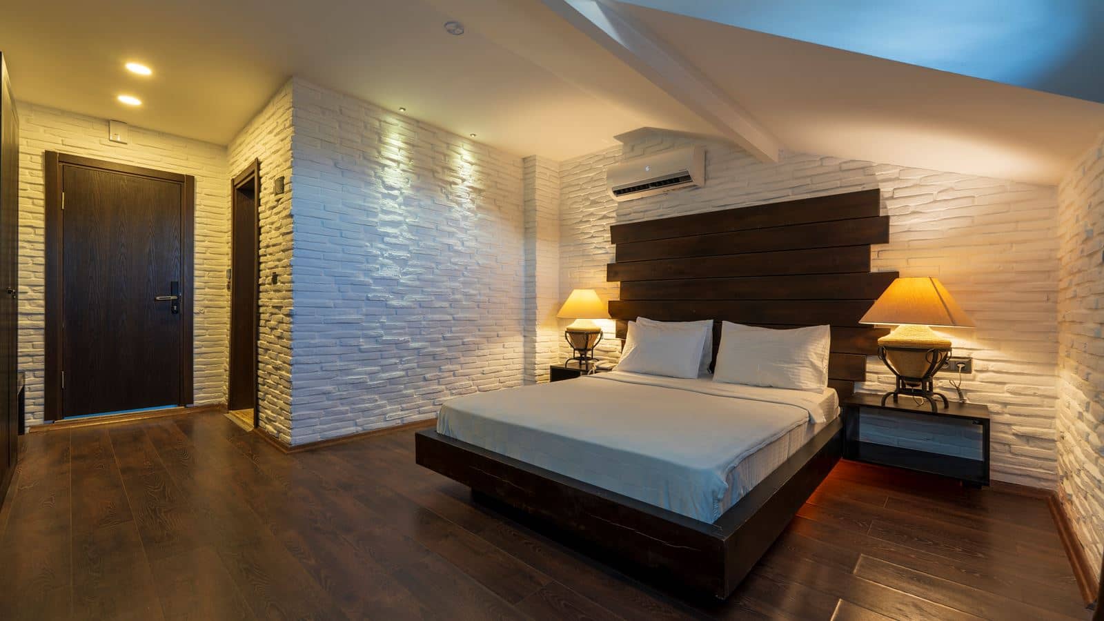 rooms-standard-room