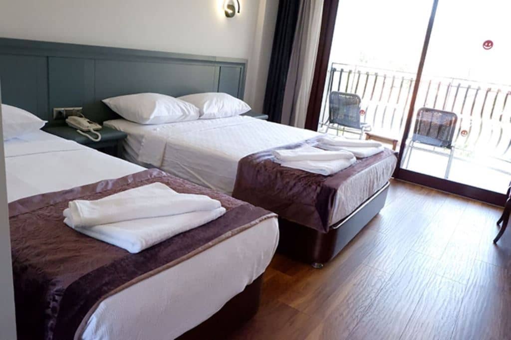 rooms-standard-room