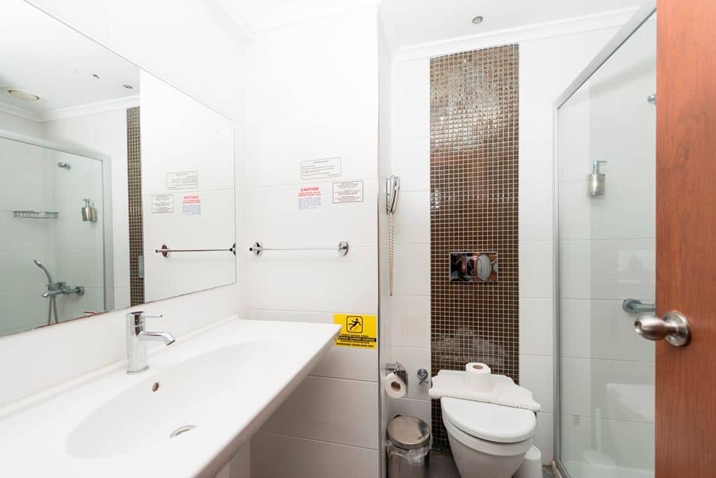 rooms-standard-room