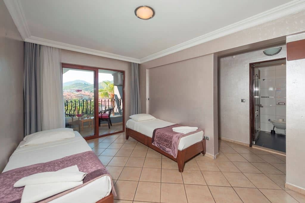 rooms-family-room