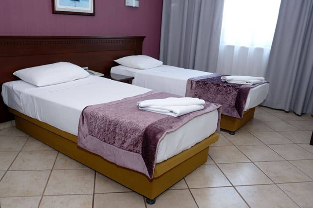 rooms-family-room