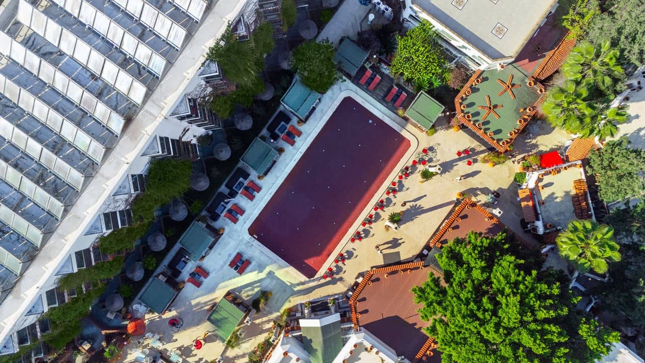 pools-outdoor-pool