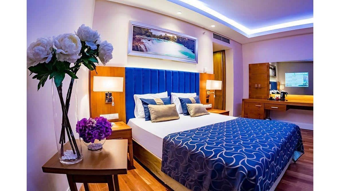 rooms-standard-sea-view-room-with-balcon