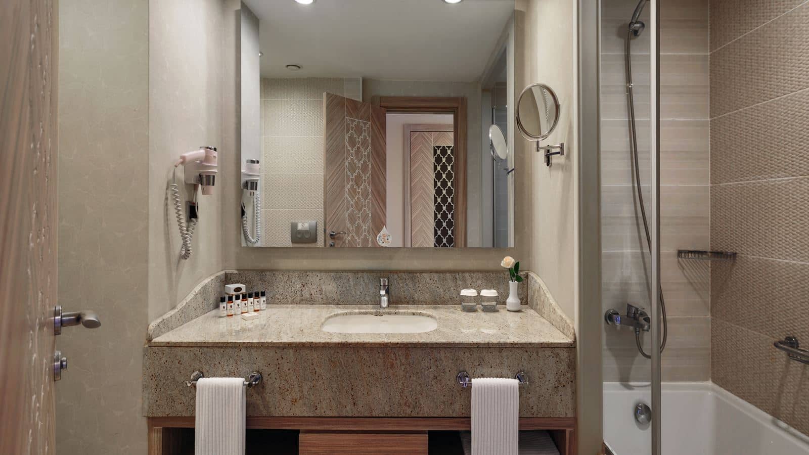 rooms-family-room