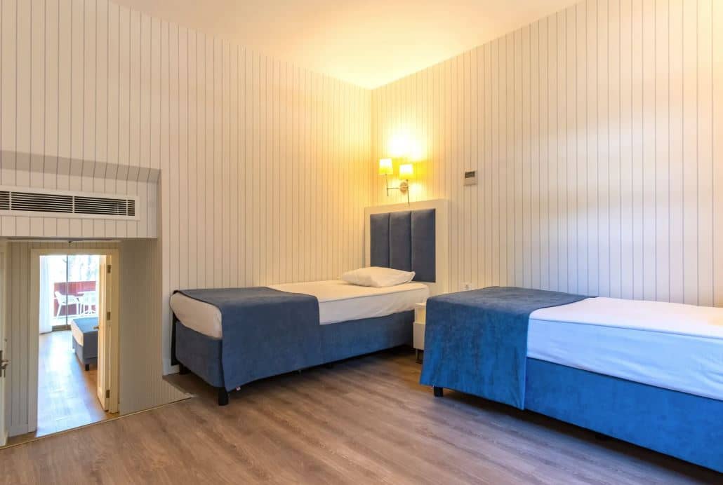 rooms-family-room