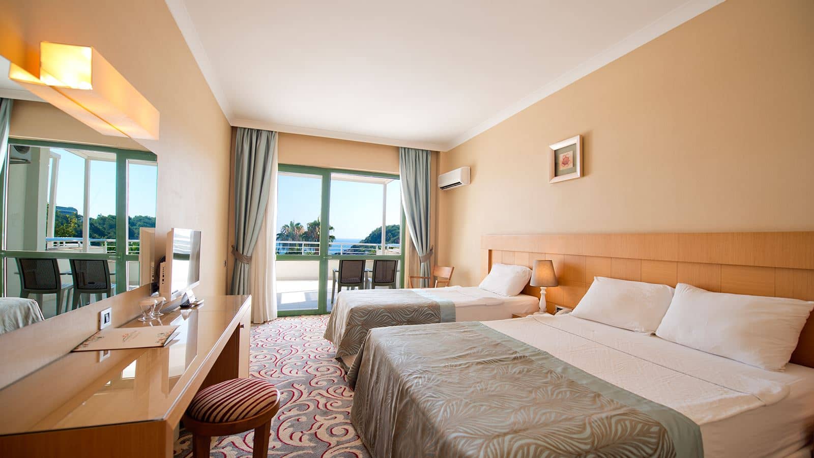 rooms-standard-room