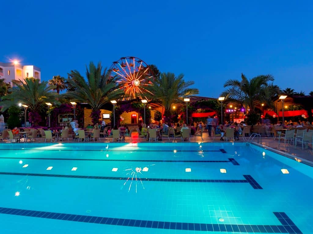 pools-outdoor-pool