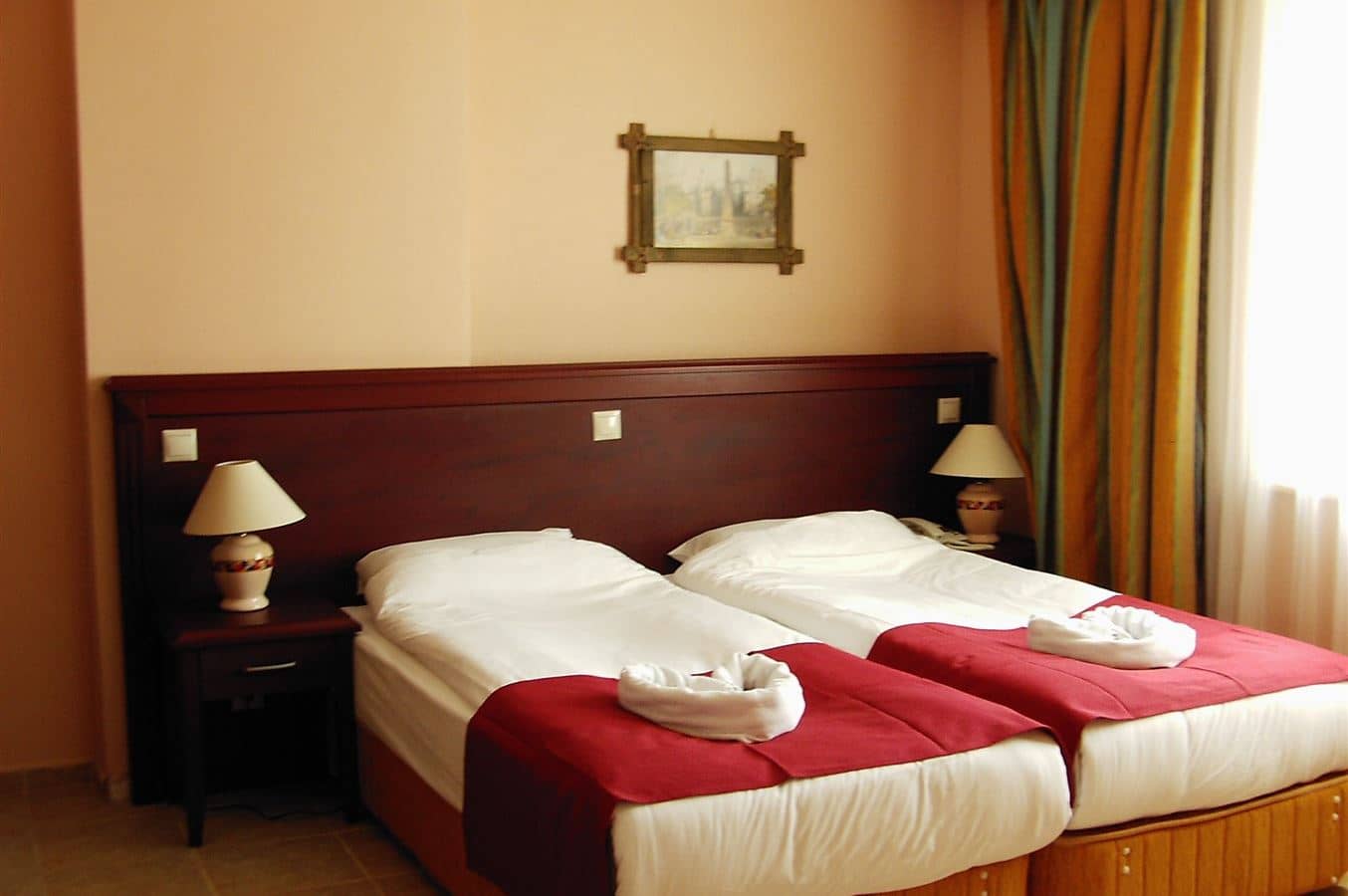 rooms-standart-room