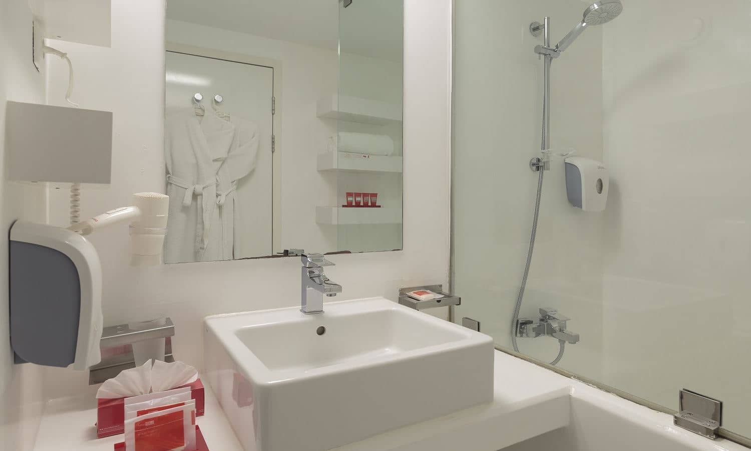 rooms-deluxe-sea-view