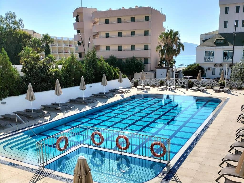 pools-pools
