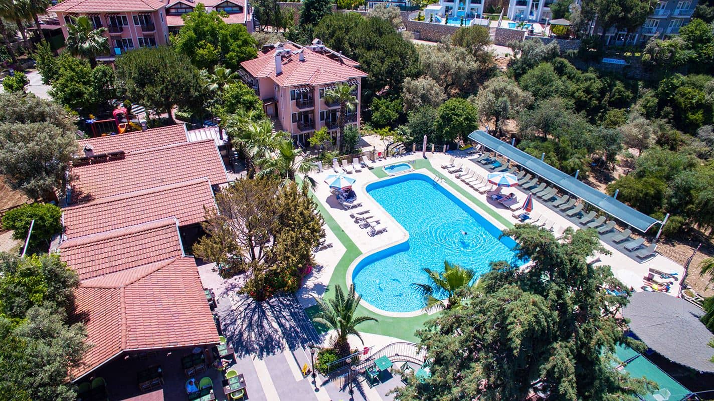 pools-outdoor-pool