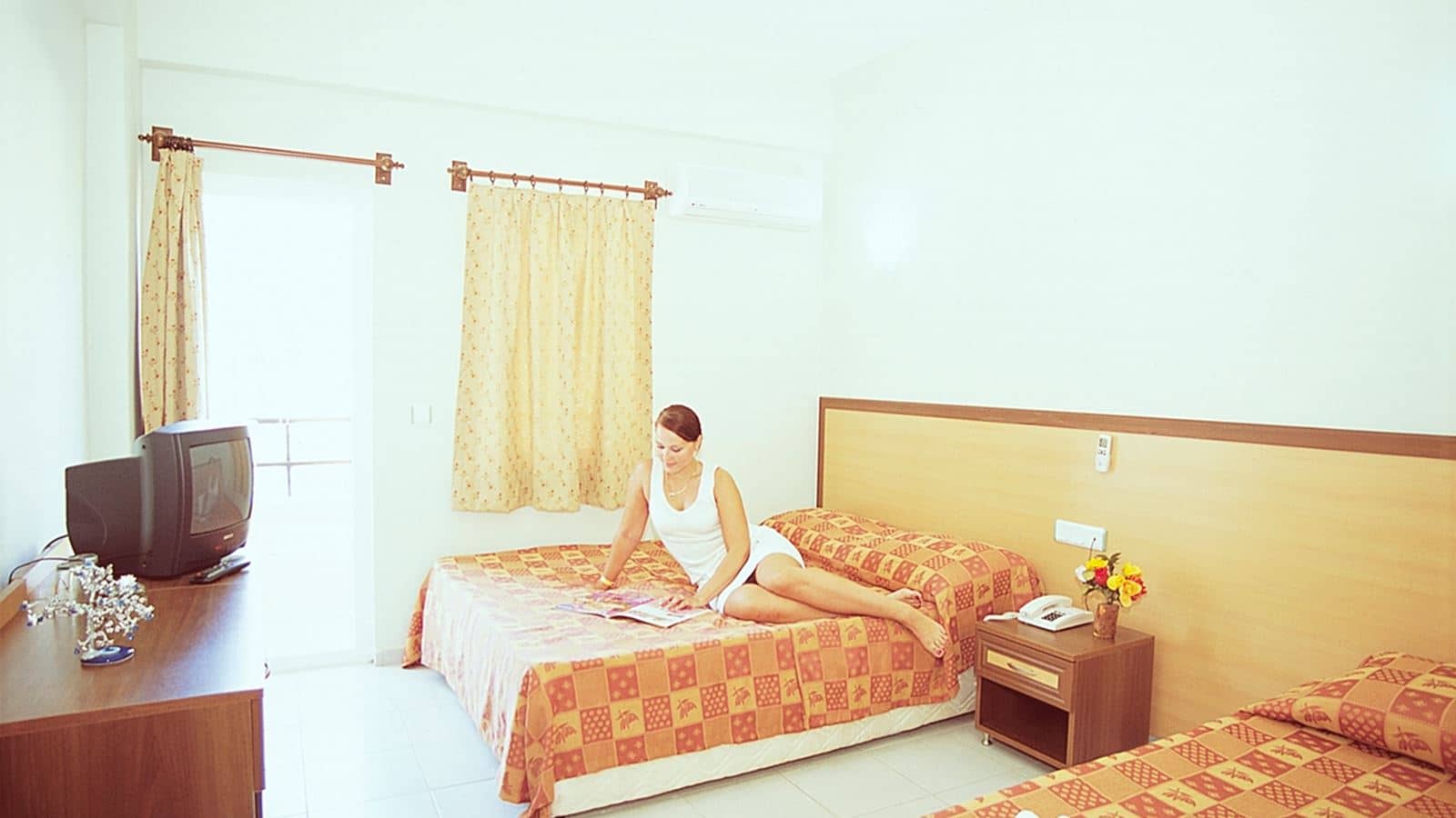 rooms-standard-room