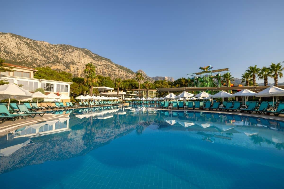 pools-outdoor-pool